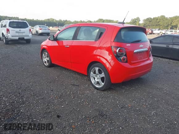 2015 Chevrolet Sonic LTZ с VIN 1G1JE6SB7F4102493, выставлен на аукционе IAAI как лот 42809511 с пробегом 110 689 миль миль и . История ставок и продаж доступна на DreamBid. Изображение 3.