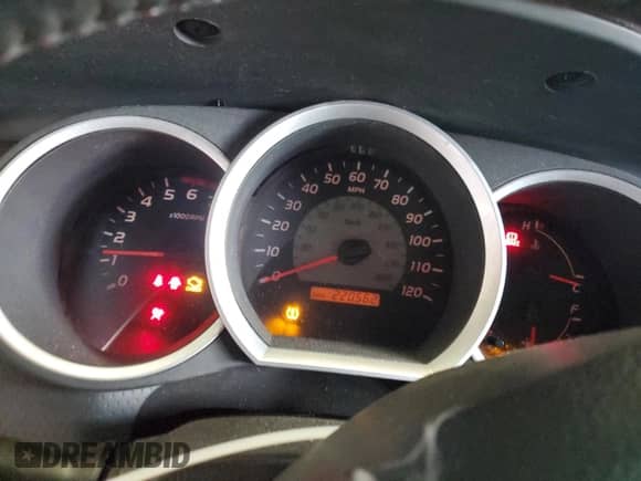 2006 Toyota Tacoma с VIN 5TEUU42N36Z306530, выставлен на аукционе Copart как лот 82293625 с пробегом 220 562 миль миль и Списание • Salvage title. История ставок и продаж доступна на DreamBid. Изображение 9.