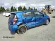 2015 Toyota Prius One z VIN JTDKDTB31F1586085, wystawiony jako Copart lot #64083495 z przebiegiem 108 514 mil mil oraz Szkoda całkowita • Salvage title. Historia ofert i sprzedaży dostępna na DreamBid. Obrazek 3.