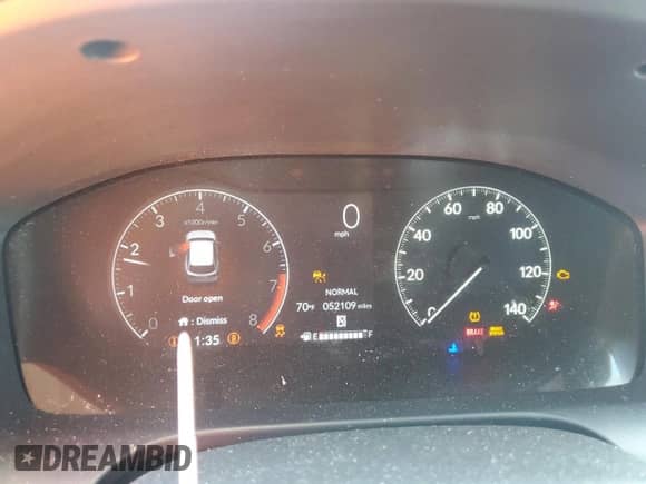 2023 Honda HR-V LX with VIN 3CZRZ2H38PM724916, listed as a Copart auction lot 70413665 with 52,109 mi miles and Salvage title. Bid and sale history available at DreamBid. Image 9.