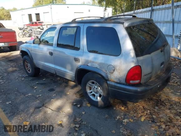 2002 Dodge Durango Sport with VIN 1B4HS38N02F144983, listed as a IAAI auction lot 43417295 with 187,793 mi miles and . Bid and sale history available at DreamBid. Image 3.
