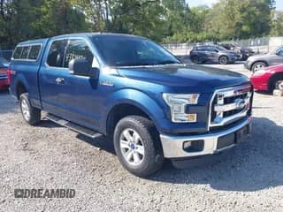 2015 Ford F-150 XLT z VIN 1FTFX1EF9FKD12999, wystawiony jako IAAI lot #43376430 z przebiegiem 137 736 mil mil oraz . Historia ofert i sprzedaży dostępna na DreamBid. Obrazek 1.