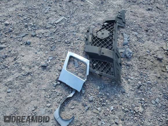 2015 Nissan Frontier SV with VIN 1N6AD0EV5FN720044, listed as a Copart auction lot 71626315 with 168,161 mi miles and Salvage title. Bid and sale history available at DreamBid. Image 12.