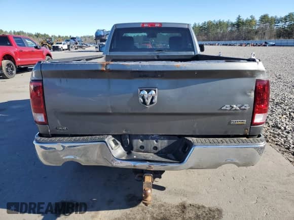 2013 Ram 1500 z VIN 3C6JR7DP5DG504935, wystawiony jako Copart lot #80249864 z przebiegiem 245 383 mil mil oraz Czysty tytuł • Clean title. Historia ofert i sprzedaży dostępna na DreamBid. Obrazek 6.