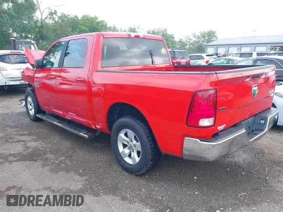 2021 Ram 1500 SLT z VIN 1C6RR7LG4MS532710, wystawiony jako IAAI lot #42615558 z przebiegiem 94 010 mil mil oraz . Historia ofert i sprzedaży dostępna na DreamBid. Obrazek 3.