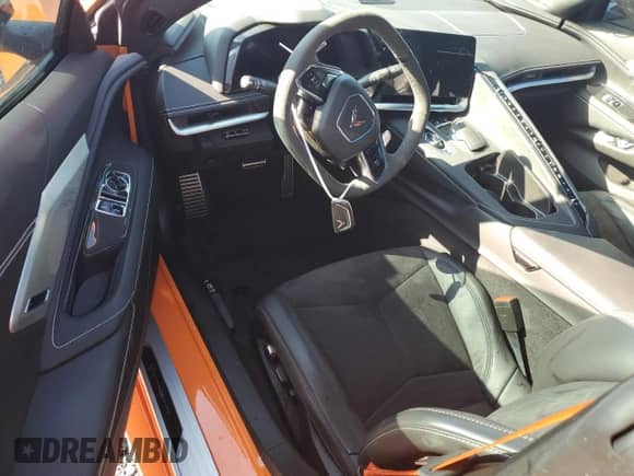 2022 Chevrolet Corvette 2LT с VIN 1G1YB2D48N5118709, выставлен на аукционе Copart как лот 74038184 с пробегом Не указан миль и На запчасти • Non repairable. История ставок и продаж доступна на DreamBid. Изображение 8.