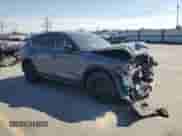 2024 Mazda CX-5 S Carbon Edition z VIN JM3KFBCM0R0369883, wystawiony jako Copart lot #67634595 z przebiegiem 25 085 mil mil oraz Szkoda całkowita • Salvage title. Historia ofert i sprzedaży dostępna na DreamBid. Obrazek 4.