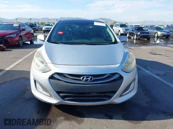 2013 Hyundai Elantra с VIN KMHD35LE7DU117968, выставлен на аукционе IAAI как лот 43071826 с пробегом 137 260 миль миль и . История ставок и продаж доступна на DreamBid. Изображение 12.