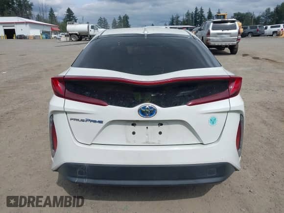 2018 Toyota Prius Plus z VIN JTDKARFP2J3078424, wystawiony jako IAAI lot #42532918 z przebiegiem 93 465 mil mil oraz . Historia ofert i sprzedaży dostępna na DreamBid. Obrazek 17.