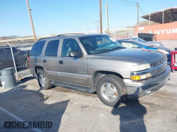 2000 Chevrolet Tahoe LS с VIN 1GNEC13TXYJ103786, выставлен на аукционе IAAI как лот 42534010 с пробегом Не указан миль и . История ставок и продаж доступна на DreamBid. Изображение 1.
