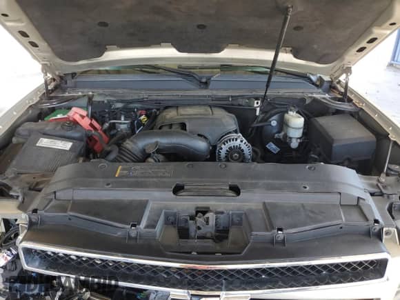 2007 Chevrolet Suburban LT with VIN 3GNFC16047G170406, listed as a Copart auction lot 84551815 with 259,299 mi miles and Salvage title. Bid and sale history available at DreamBid. Image 12.