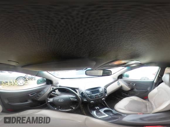 2015 Hyundai Tucson Limited с VIN KM8JU3AG5FU961745, выставлен на аукционе IAAI как лот 42538663 с пробегом 117 902 миль миль и . История ставок и продаж доступна на DreamBid. Изображение 18.