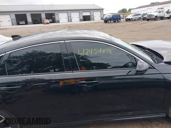 2025 Honda Accord Touring with VIN 1HGCY2F85SA003098, listed as a IAAI auction lot 42454078 with 9,281 mi miles and . Bid and sale history available at DreamBid. Image 13.