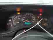 2002 Chevrolet Silverado 1500HD LT с VIN 1GCGK13U22F171359, выставлен на аукционе Copart как лот 71700225 с пробегом 222 951 миль миль и Чистый • Clean title. История ставок и продаж доступна на DreamBid. Изображение 9.