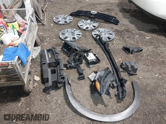 2025 Nissan Kicks S with VIN 3N8AP6BB1SL318902, listed as a IAAI auction lot 42333261 with 4,067 mi miles and . Bid and sale history available at DreamBid. Image 12.