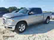 2022 Ram 1500 Big Horn z VIN 1C6RREBG0NN329058, wystawiony jako Copart lot #66518155 z przebiegiem 81 469 mil mil oraz Szkoda całkowita • Salvage title. Historia ofert i sprzedaży dostępna na DreamBid. Obrazek 1.
