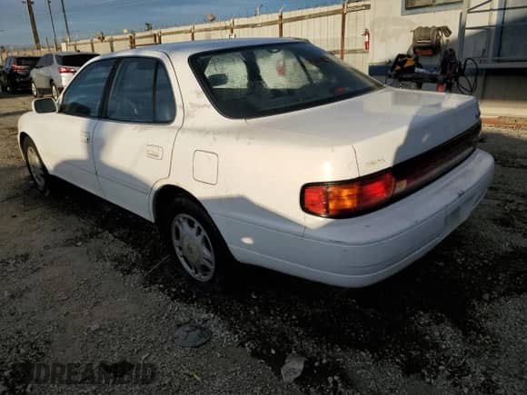 1993 Toyota Camry с VIN JT2VK13E1P0155415, выставлен на аукционе Copart как лот 87536905 с пробегом 59 612 миль миль и Чистый • Clean title. История ставок и продаж доступна на DreamBid. Изображение 2.
