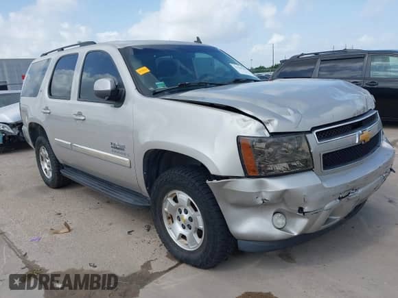 2008 Chevrolet Tahoe 1LT с VIN 1GNFC13088R184430, выставлен на аукционе IAAI как лот 42709107 с пробегом 96 526 миль миль и . История ставок и продаж доступна на DreamBid. Изображение 1.