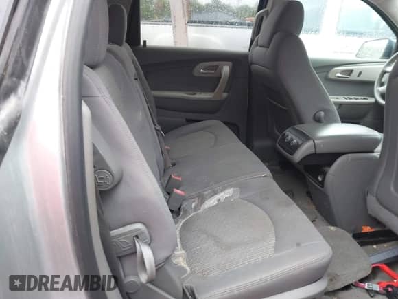 2010 Chevrolet Traverse LS z VIN 1GNLREED4AS128363, wystawiony jako IAAI lot #43274133 z przebiegiem 153 501 mil mil oraz . Historia ofert i sprzedaży dostępna na DreamBid. Obrazek 8.