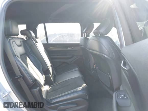 2024 Jeep Grand Cherokee Altitude with VIN 1C4RJKAG6R8508242, listed as a IAAI auction lot 41756055 with 29,781 mi miles and . Bid and sale history available at DreamBid. Image 8.