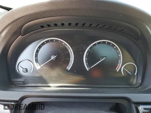 2011 BMW 5 Series 550i Gran Turismo xDrive с VIN WBASP4C51BC341683, выставлен на аукционе Copart как лот 53073455 с пробегом Не указан миль и Списание • Salvage title. История ставок и продаж доступна на DreamBid. Изображение 9.