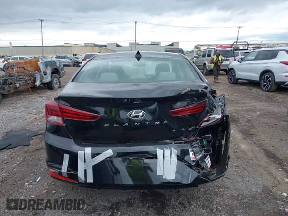 2019 Hyundai Elantra SEL с VIN 5NPD84LF1KH438775, выставлен на аукционе IAAI как лот 42531392 с пробегом 61 780 миль миль и . История ставок и продаж доступна на DreamBid. Изображение 16.