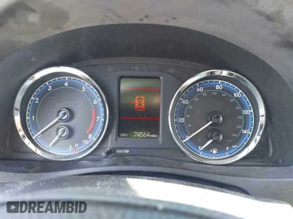 2019 Toyota Corolla L с VIN 5YFBURHE4KP893364, выставлен на аукционе IAAI как лот 43219012 с пробегом 74 564 миль миль и . История ставок и продаж доступна на DreamBid. Изображение 7.