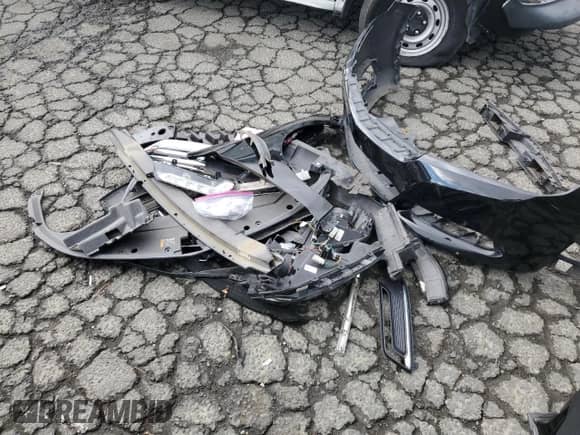 2017 Chevrolet Impala Premier with VIN 2G1145S30H9144588, listed as a Copart auction lot 86850435 with 143,098 mi miles and Salvage title. Bid and sale history available at DreamBid. Image 12.