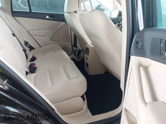 2015 Volkswagen Tiguan S with VIN WVGAV7AX5FW591728, listed as a IAAI auction lot 43205069 with 81,126 mi miles and . Bid and sale history available at DreamBid. Image 8.