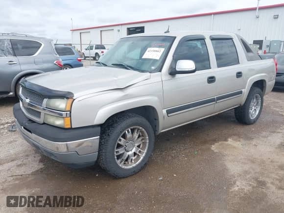 2005 Chevrolet Avalanche LS с VIN 3GNEC12Z75G226853, выставлен на аукционе IAAI как лот 42358802 с пробегом 152 375 миль миль и . История ставок и продаж доступна на DreamBid. Изображение 2.