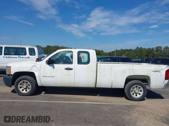 2011 Chevrolet Silverado 1500 Work Truck с VIN 1GCRCPE03BZ210929, выставлен на аукционе IAAI как лот 43278909 с пробегом 312 234 миль миль и . История ставок и продаж доступна на DreamBid. Изображение 14.
