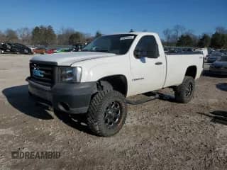 2008 GMC Sierra 1500 Work Truck с VIN 1GTEK14C18Z142861, выставлен на аукционе Copart как лот 43636945 с пробегом 281 872 миль миль и Чистый • Clean title. История ставок и продаж доступна на DreamBid. Изображение 1.