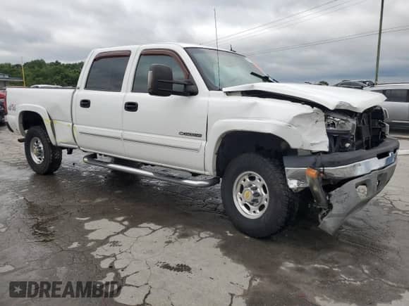 2003 Chevrolet Silverado 1500HD LS с VIN 1GCGK13U63F169471, выставлен на аукционе Copart как лот 62923265 с пробегом 282 543 миль миль и Списание • Salvage title. История ставок и продаж доступна на DreamBid. Изображение 4.