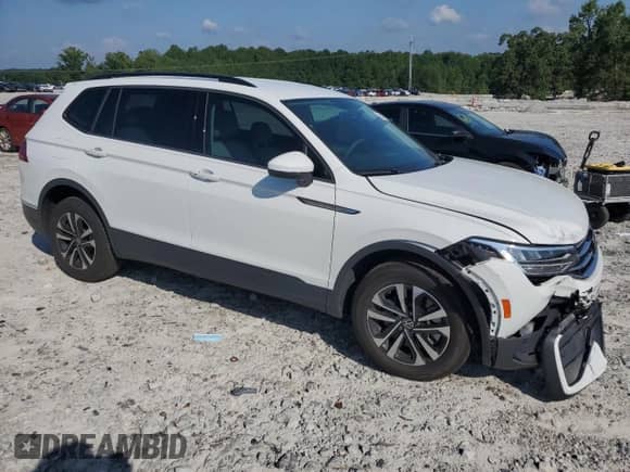 2022 Volkswagen Tiguan S с VIN 3VV1B7AX1NM130832, выставлен на аукционе Copart как лот 65214825 с пробегом 22 434 миль миль и Списание • Salvage title. История ставок и продаж доступна на DreamBid. Изображение 4.