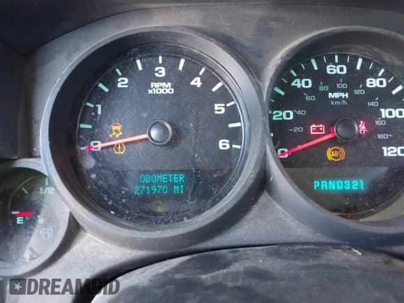2012 Chevrolet Silverado 1500 LS z VIN 3GCPCREA7CG105775, wystawiony jako IAAI lot #41752232 z przebiegiem 271 970 mil mil oraz . Historia ofert i sprzedaży dostępna na DreamBid. Obrazek 7.