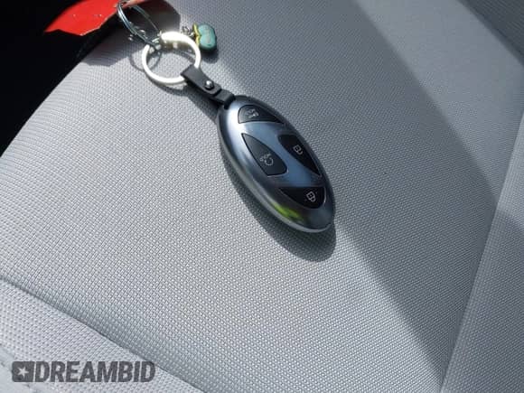 2025 Hyundai Kona SE z VIN KM8HA3AB9SU297326, wystawiony jako IAAI lot #42819095 z przebiegiem 188 mil mil oraz . Historia ofert i sprzedaży dostępna na DreamBid. Obrazek 11.
