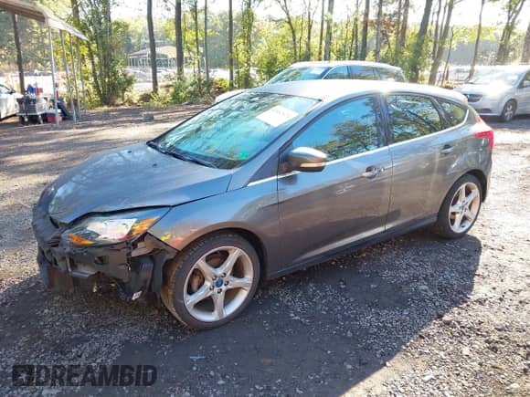 2012 Ford Focus Titanium с VIN 1FAHP3N22CL213454, выставлен на аукционе IAAI как лот 43452421 с пробегом 148 662 миль миль и . История ставок и продаж доступна на DreamBid. Изображение 2.