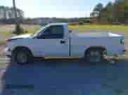 2003 Chevrolet S-10 LS с VIN 1GCCS14X938139134, выставлен на аукционе IAAI как лот 41628008 с пробегом Не указан миль и . История ставок и продаж доступна на DreamBid. Изображение 14.