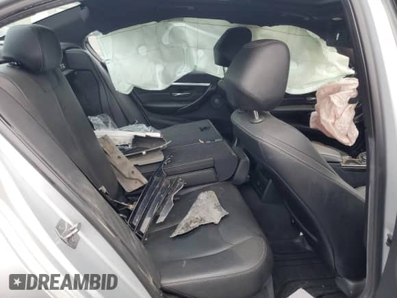 2016 BMW 3 Series 340i xDrive с VIN WBA8B7C57GK703832, выставлен на аукционе Copart как лот 82529115 с пробегом Не указан миль и Чистый • Clean title. История ставок и продаж доступна на DreamBid. Изображение 10.