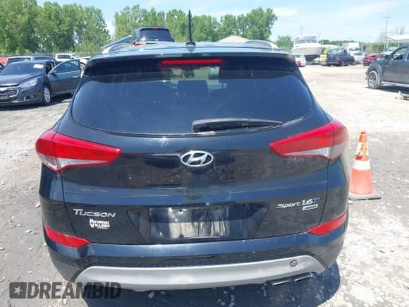 2017 Hyundai Tucson Sport с VIN KM8J3CA23HU521372, выставлен на аукционе IAAI как лот 42750565 с пробегом 79 803 миль миль и . История ставок и продаж доступна на DreamBid. Изображение 16.