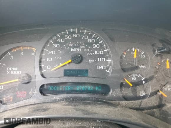 2003 Chevrolet Silverado 2500HD LT с VIN 1GCHK29153E269638, выставлен на аукционе Copart как лот 81191135 с пробегом 270 702 миль миль и Списание • Salvage title. История ставок и продаж доступна на DreamBid. Изображение 9.