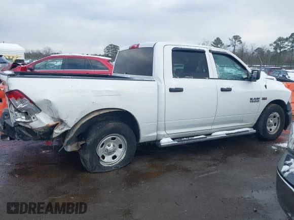 2017 Ram 1500 Express с VIN 3C6RR7KT0HG523529, выставлен на аукционе IAAI как лот 41631148 с пробегом 83 380 миль миль и . История ставок и продаж доступна на DreamBid. Изображение 13.