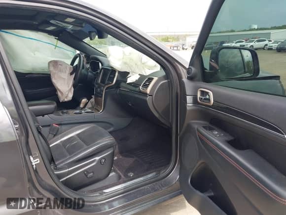 2017 Jeep Grand Cherokee Limited с VIN 1C4RJFBG1HC695763, выставлен на аукционе IAAI как лот 43163337 с пробегом 158 117 миль миль и . История ставок и продаж доступна на DreamBid. Изображение 5.