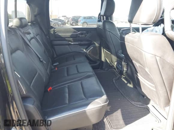 2022 Ram 1500 Limited z VIN 1C6SRFHT3NN119355, wystawiony jako IAAI lot #43373803 z przebiegiem 71 080 mil mil oraz . Historia ofert i sprzedaży dostępna na DreamBid. Obrazek 8.