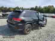 2017 Jeep Grand Cherokee Trailhawk z VIN 1C4RJFLG9HC900194, wystawiony jako Copart lot #81602365 z przebiegiem 105 693 mil mil oraz Szkoda całkowita • Salvage title. Historia ofert i sprzedaży dostępna na DreamBid. Obrazek 3.