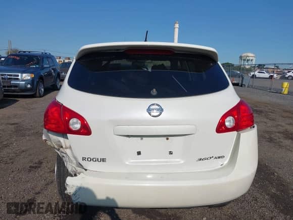 2010 Nissan Rogue S with VIN JN8AS5MV3AW111100, listed as a IAAI auction lot 43124793 with 118,381 mi miles and . Bid and sale history available at DreamBid. Image 16.