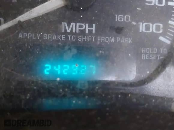 2002 Chevrolet Silverado 1500 Commercial с VIN 1GCEC14W02Z173601, выставлен на аукционе IAAI как лот 42230977 с пробегом 242 927 миль миль и . История ставок и продаж доступна на DreamBid. Изображение 7.