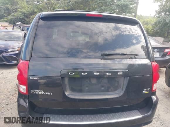 2016 Dodge Grand Caravan SXT with VIN 2C4RDGCG3GR234484, listed as a IAAI auction lot 42710649 with 312,768 mi miles and . Bid and sale history available at DreamBid. Image 16.