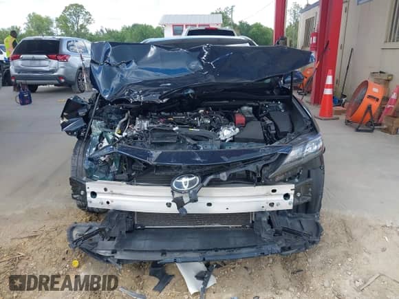 2021 Toyota Camry SE Nightshade z VIN 4T1G11AK4MU467112, wystawiony jako IAAI lot #42605053 z przebiegiem 62 058 mil mil oraz . Historia ofert i sprzedaży dostępna na DreamBid. Obrazek 13.