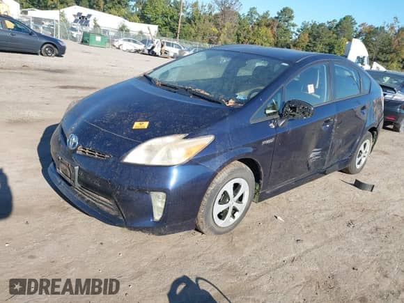2013 Toyota Prius Three with VIN JTDKN3DU4D0350682, listed as a IAAI auction lot 43421647 with 81,435 mi miles and . Bid and sale history available at DreamBid. Image 2.